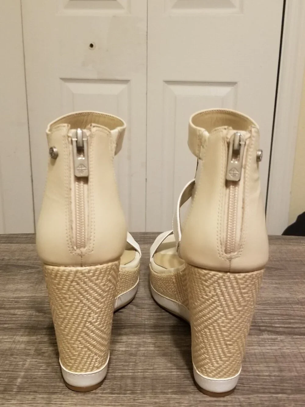 SALE! Antonio Melani CAM Leather Ankle Strap Wedge Platform Sandal Size 10